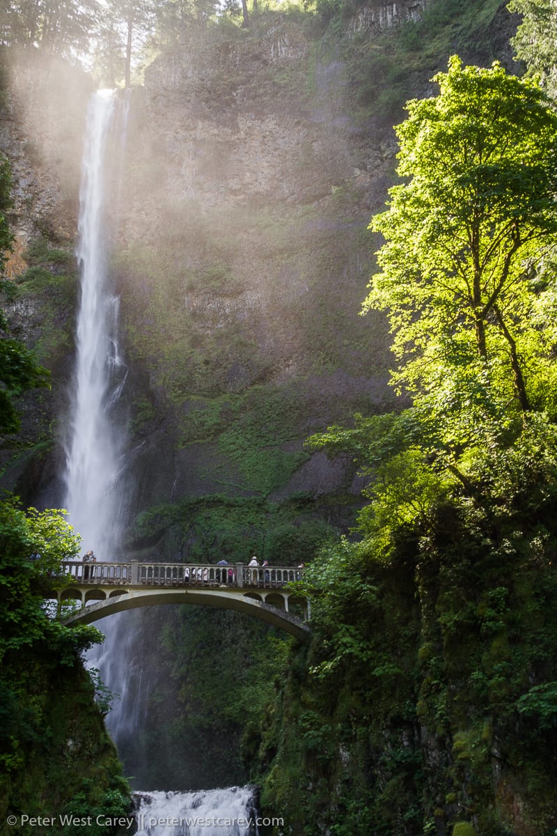 View of Multnomah Falls – USA – Oregon